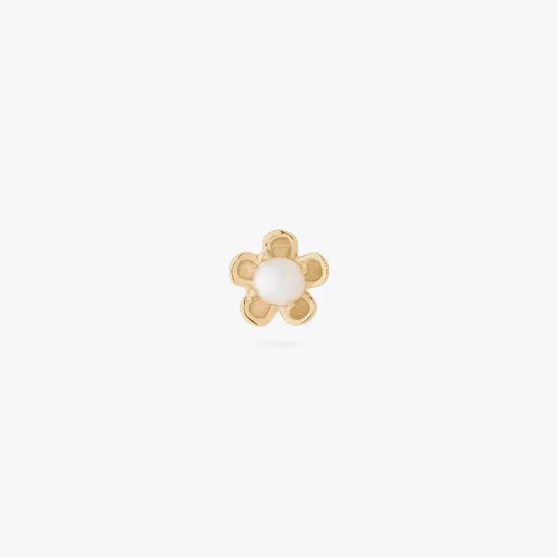 14K Pearl Daisy Piercing Stud